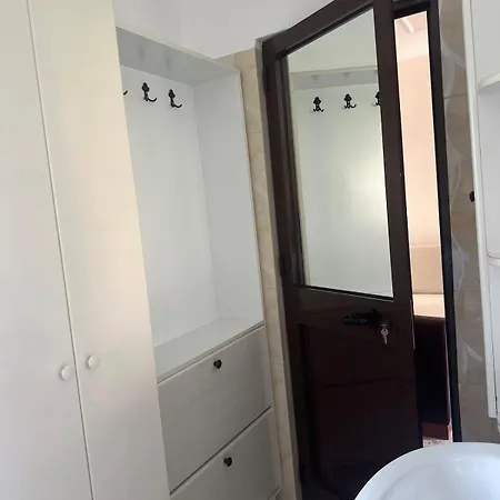 Villa Tirana فيلة تيرانا