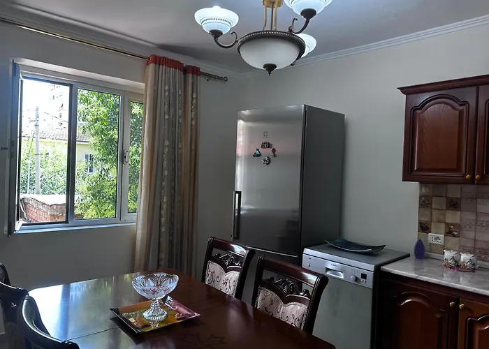 Villa Villa Tirana *